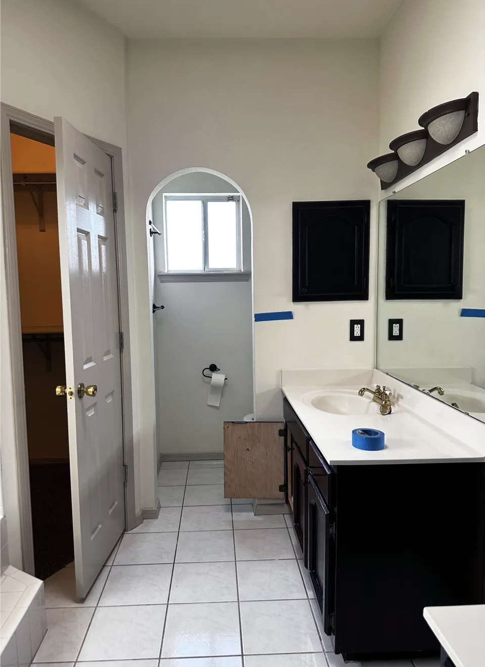 Bathroom vanity and tile flooring installed in an El Paso, TX home